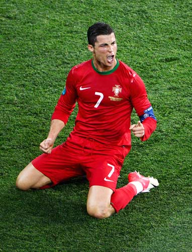 加图索：世界杯资格是首要目标，但不能在困难面前自乱阵脚（加图索：世界杯出线是头等大事，遇到困难也要保持冷静）