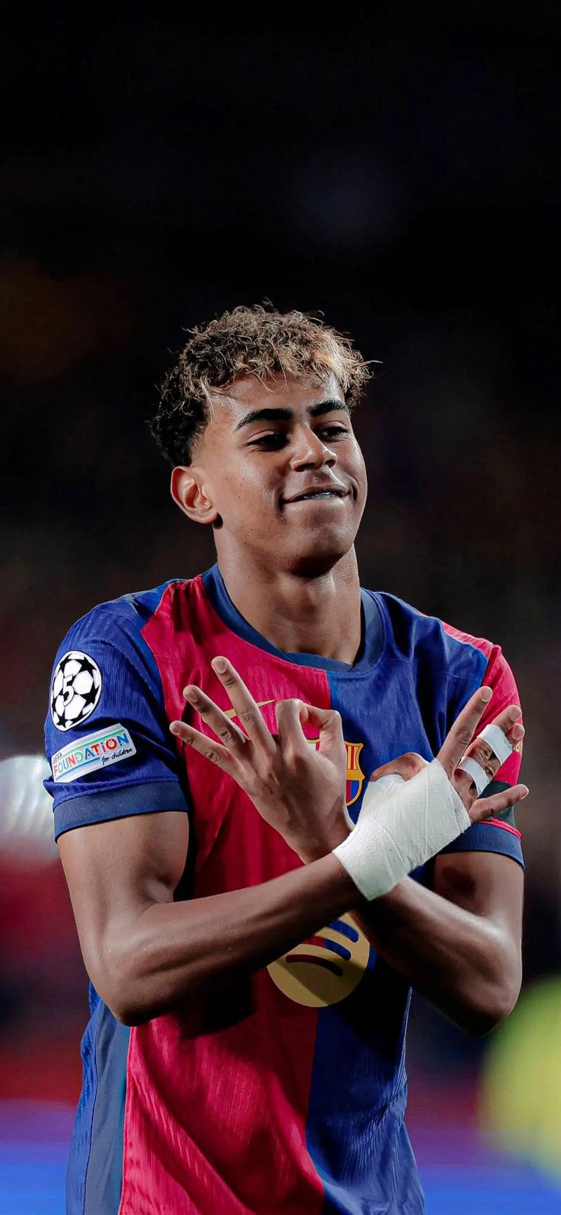 西海岸投资人：祝邵佳一在国足好运，希望广大球迷多多包容他（西海岸投资人发声：愿邵佳一国足之路顺利，望球迷多点包容）