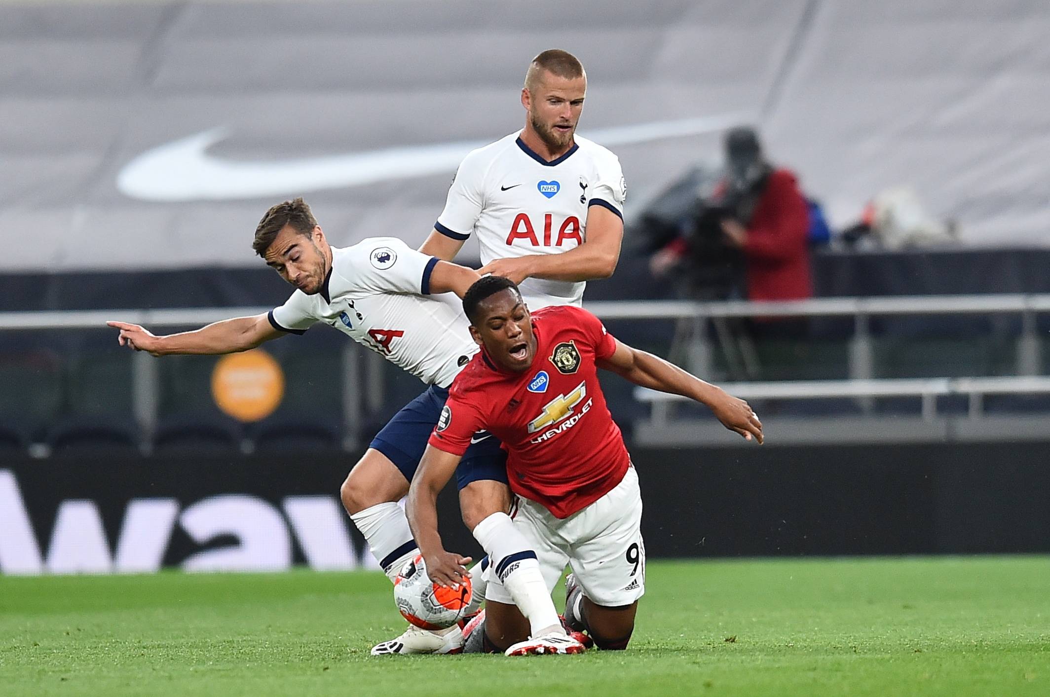 TA：非洲杯成曼联变阵契机，多名替补&小将可能迎来机会