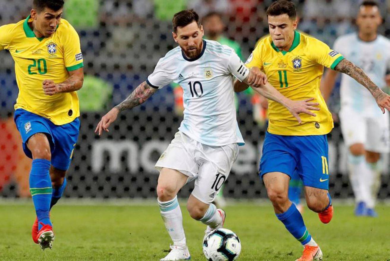 一日英超动向：曼联想要昔日狼队中场主力，格拉斯纳不再续约（英超今日速览：曼联瞄准前狼队中场核心，格拉斯纳决定不续约）