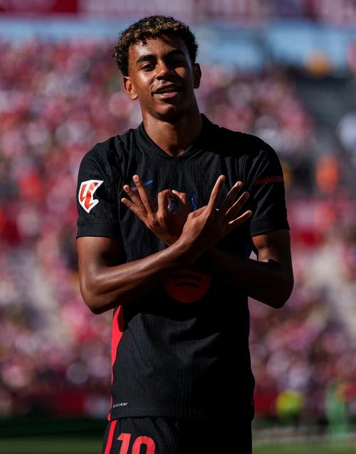 初出茅庐，蒯纪闻处子赛季1球6助攻，中超0球5助攻