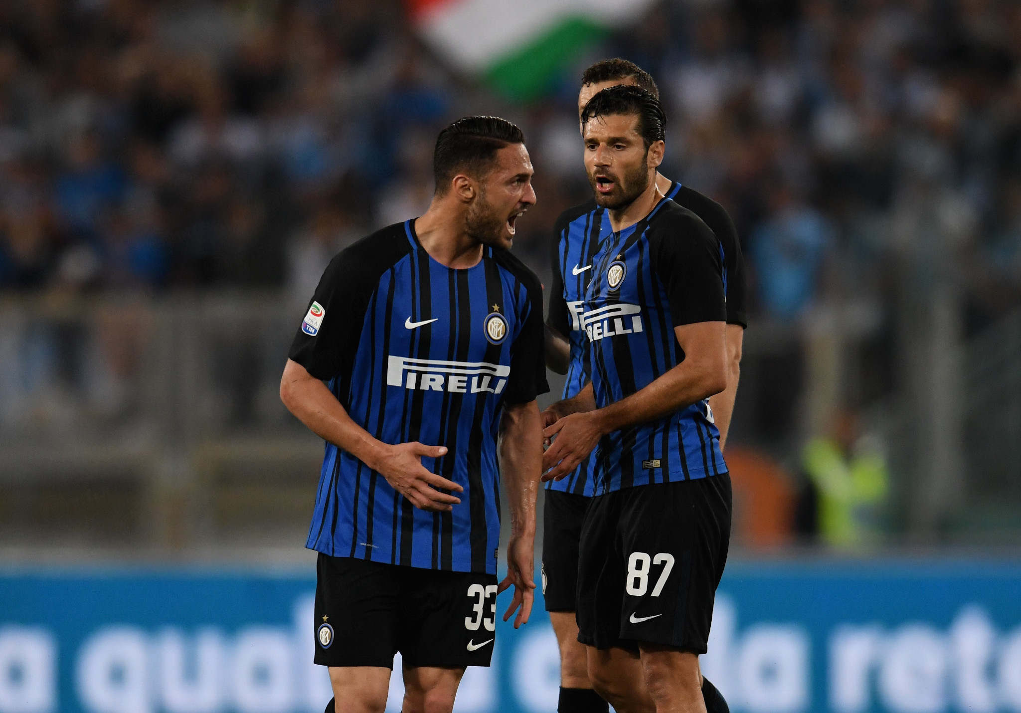 阿利松妻子晒术后照，阿利松此前因个人事务返回巴西