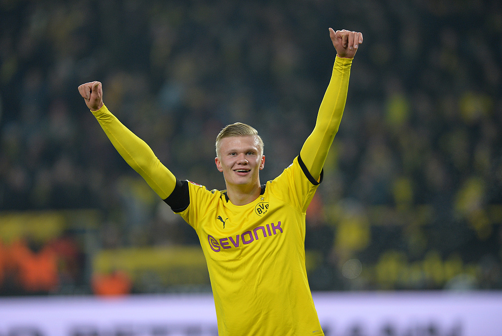 TA：桑切斯最近在逐渐进步，他已成为英超最可靠的门将之一（TA：桑切斯渐入佳境，跻身英超最可靠门将行列）