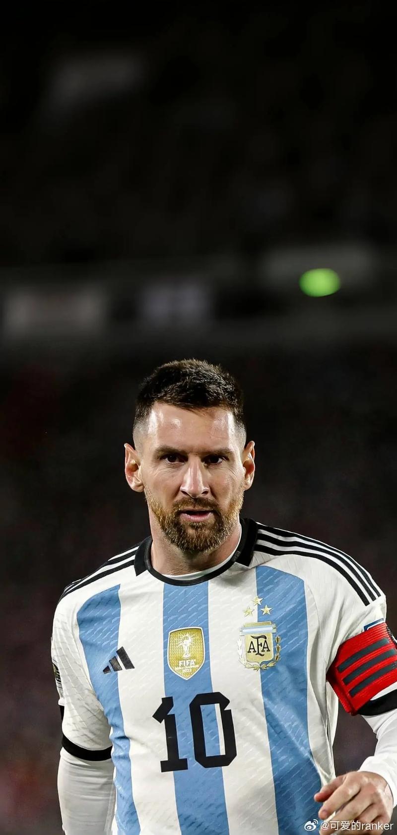 海港不会三连冠不思进取！ 连续两年被申花追着 其实硬实力还是不够（海港无缘三连冠显保守，两年连遭申花紧逼，硬实力仍显不足）